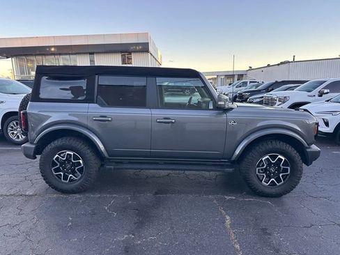 Used 2024 Ford Bronco Outer Banks image 12