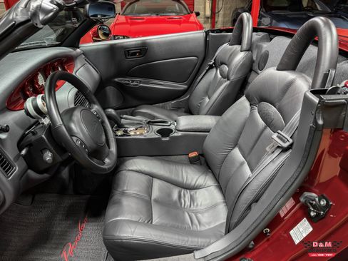 Used 2002 Chrysler Prowler RWD image 12