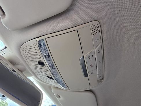 Used 2016 Mercedes-Benz C 300 Sedan image 25