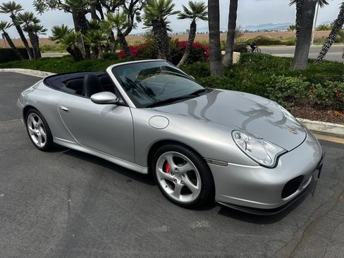 Used 2004 Porsche 911 Cabriolet image 4