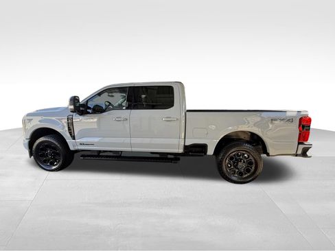 Used 2026 Ford F350 Lariat w/ Black Appearance Package AWD/4WD image 9
