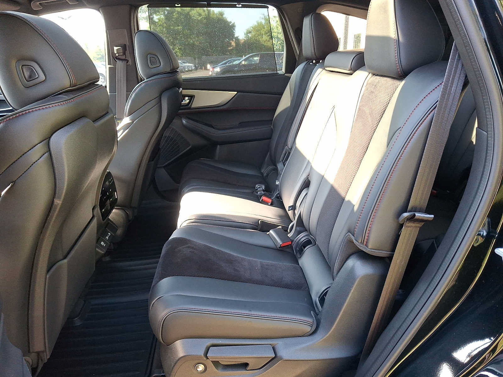 Used 2024 Acura MDX A-Spec AWD/4WD image 8