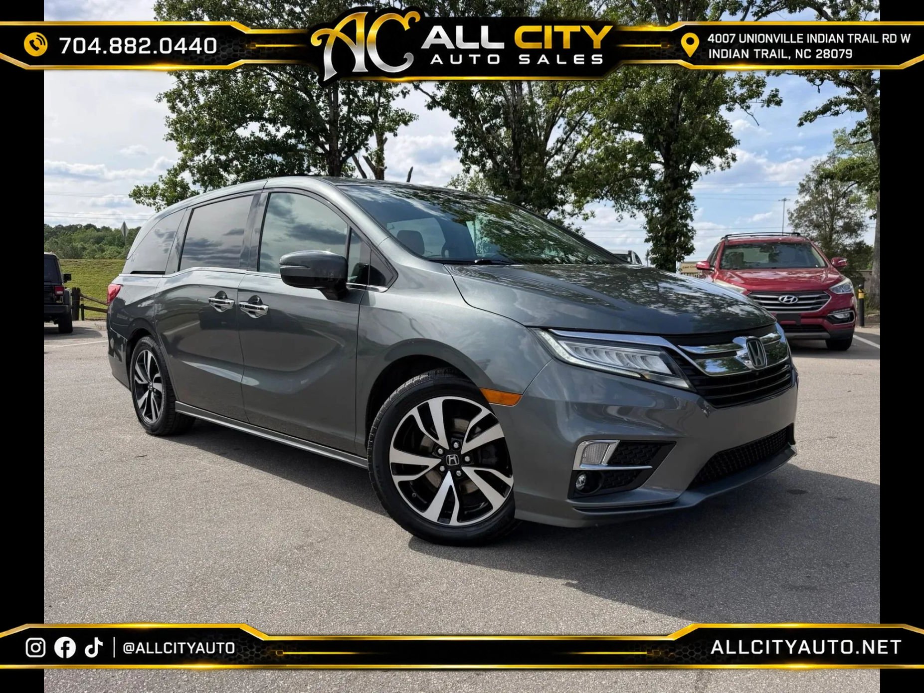 Used 2018 Honda Odyssey Elite image 1
