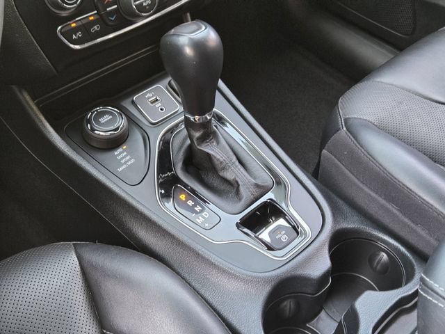 Certified 2023 Jeep Cherokee Altitude Lux AWD/4WD image 21