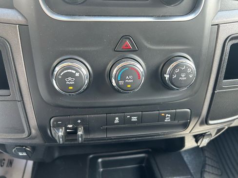 Used 2017 RAM 3500 Tradesman w/ Chrome Appearance Group image 13