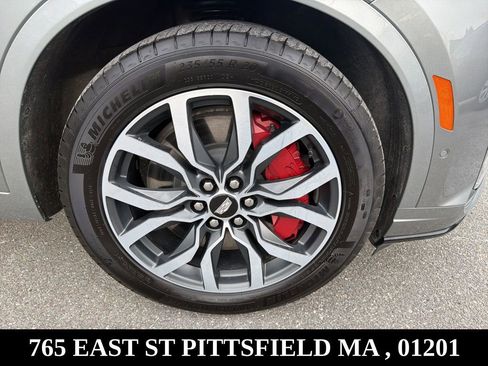 Used 2024 Cadillac XT6 Sport w/ Technology Package image 34