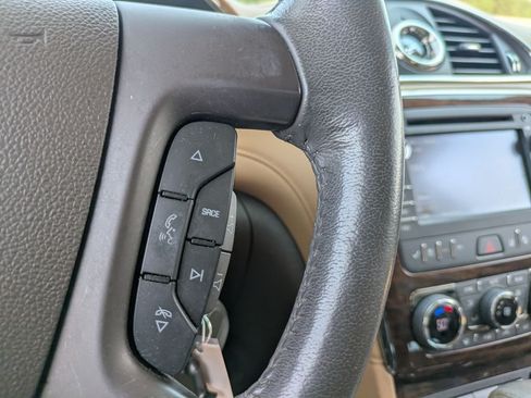 Used 2015 Buick Enclave Leather FWD image 27