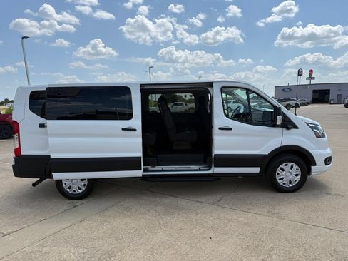 Certified 2023 Ford Transit 350 XLT RWD image 5
