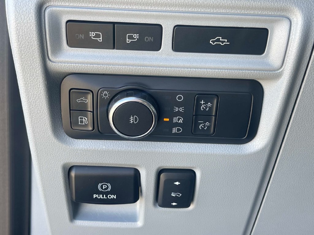 Certified 2021 Ford F150 Limited RWD image 34