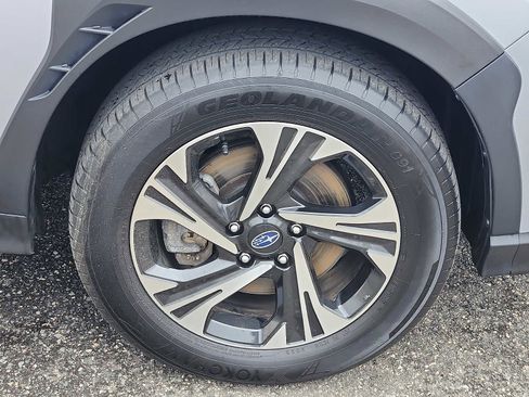 Used 2024 Subaru Crosstrek 2.0i Premium image 8