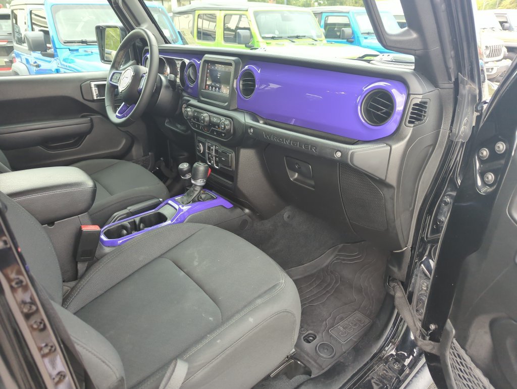 Used 2022 Jeep Wrangler Unlimited Sport AWD/4WD image 33