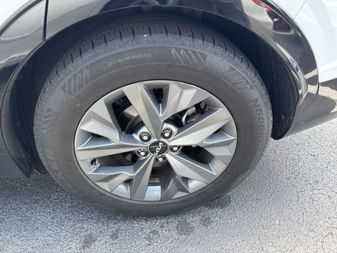 Used 2023 Kia Sportage SX FWD image 9
