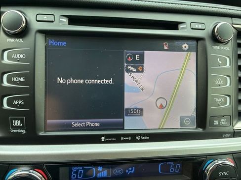 Used 2019 Toyota Highlander Limited AWD/4WD image 25