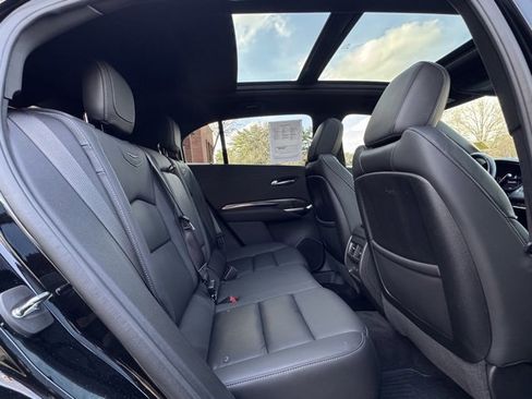 Used 2022 Cadillac XT4 Luxury w/ Cold Weather Package image 31