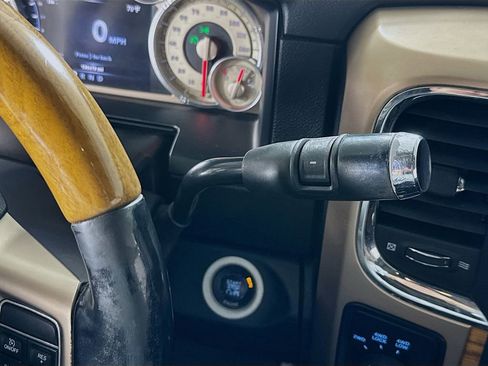 Used 2014 RAM 3500 Laramie Longhorn image 17