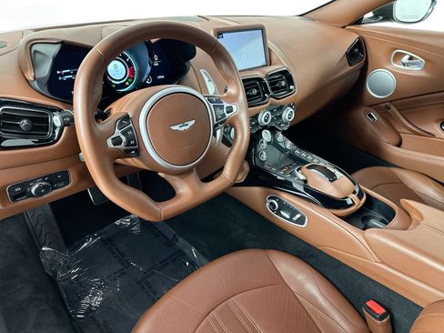Used 2020 Aston Martin V8 Vantage Coupe RWD image 3