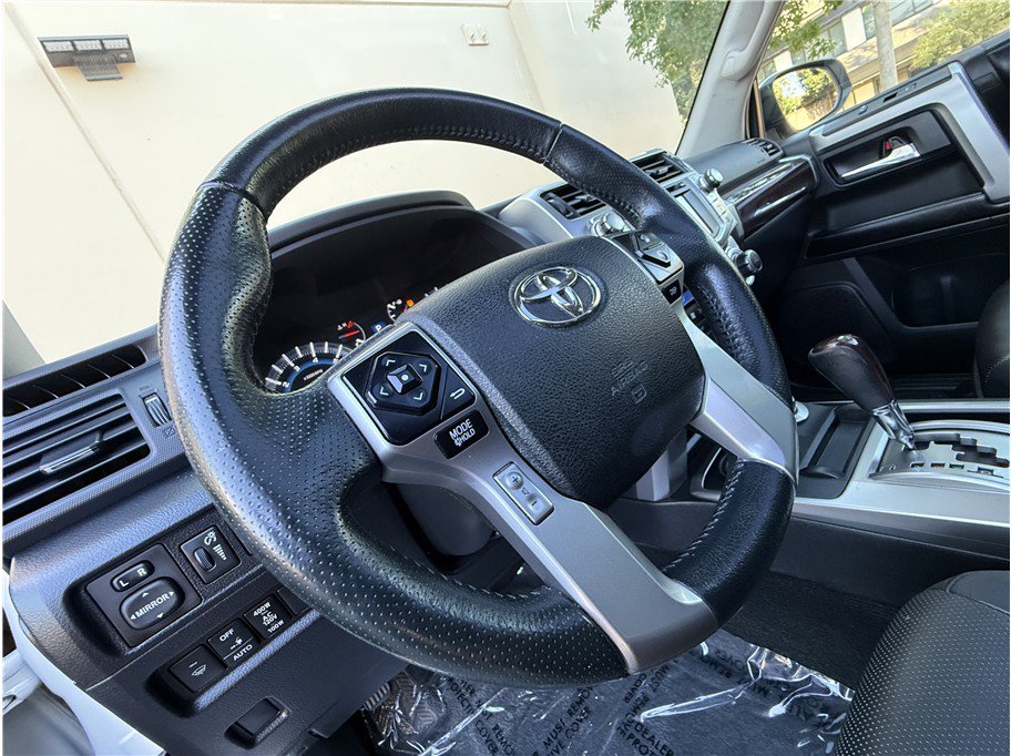 Used 2016 Toyota 4Runner Limited AWD/4WD image 20