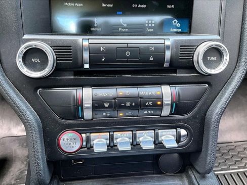 Used 2018 Ford Mustang GT w/ Equipment Group 301A RWD image 22