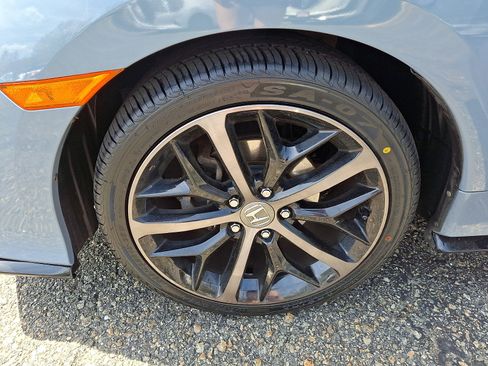 Used 2020 Honda Civic Sport image 28