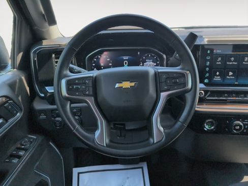 Certified 2024 Chevrolet Silverado 1500 LT AWD/4WD image 12