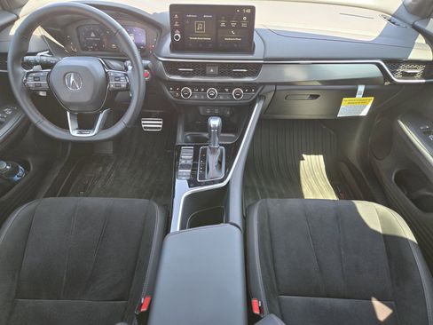Used 2025 Acura ADX A-Spec image 17