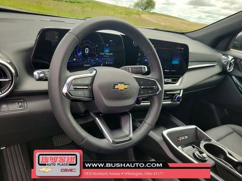 Used 2026 Chevrolet Equinox LT w/ Convenience Package II FWD image 20