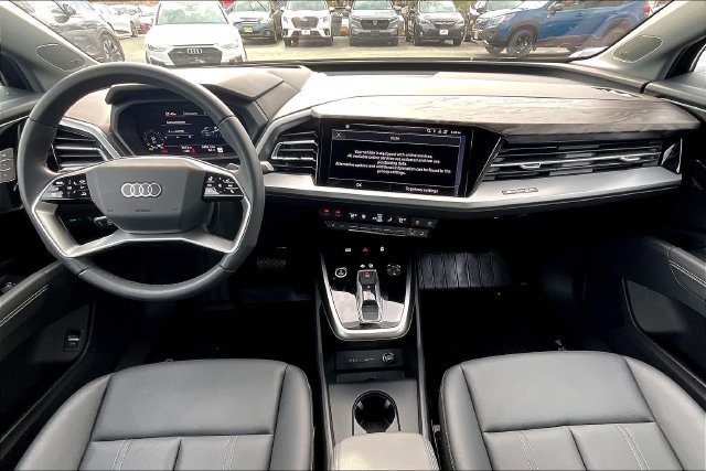 Used 2025 Audi Q4 e-tron Prestige AWD/4WD image 14