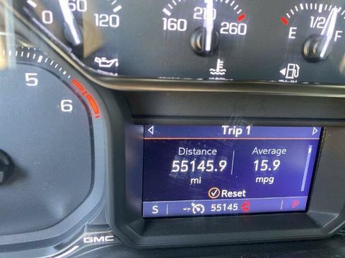 Used 2020 GMC Sierra 1500 Elevation w/ Elevation Value Package RWD image 9