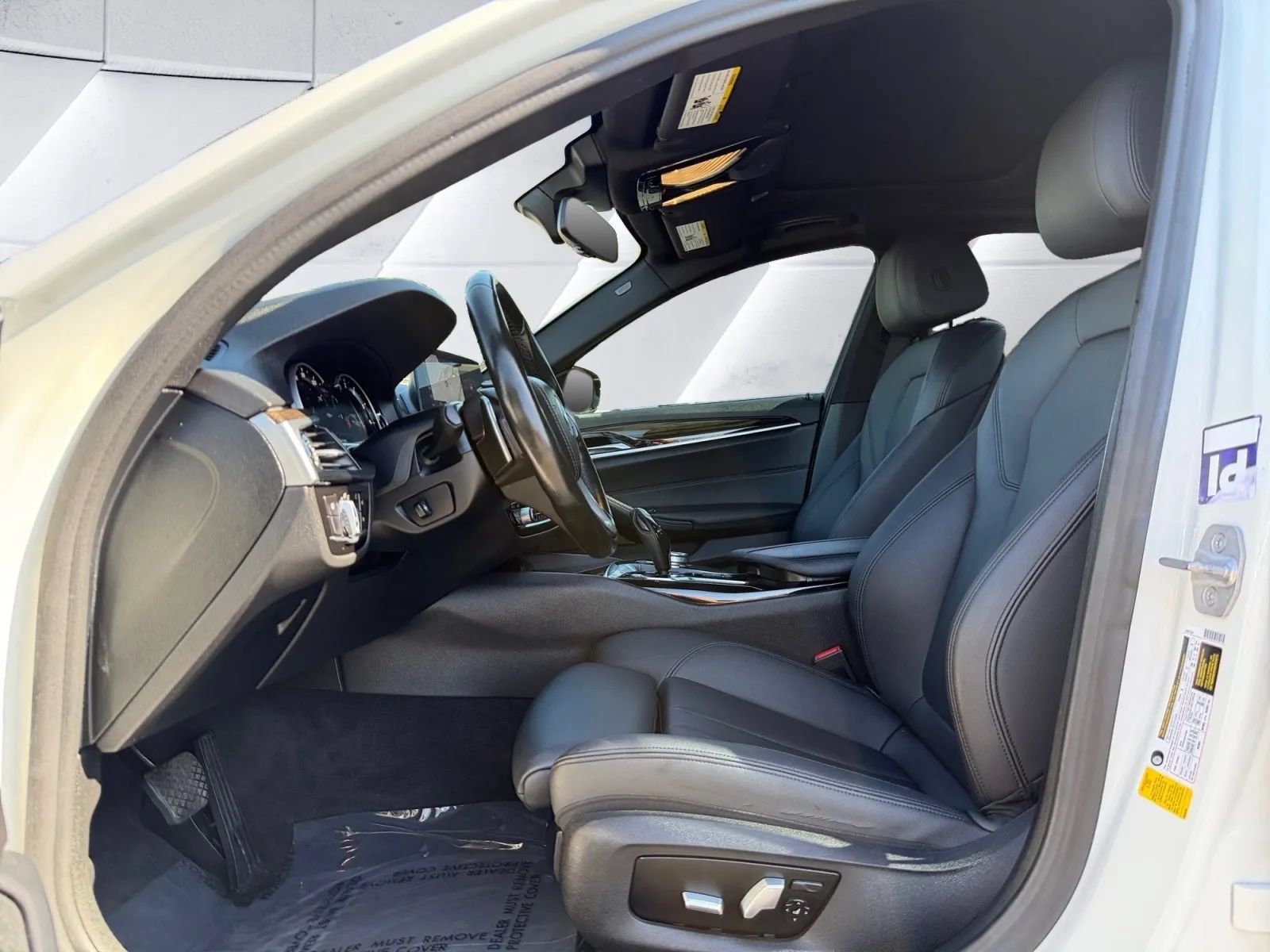 Used 2018 BMW 530i RWD image 9