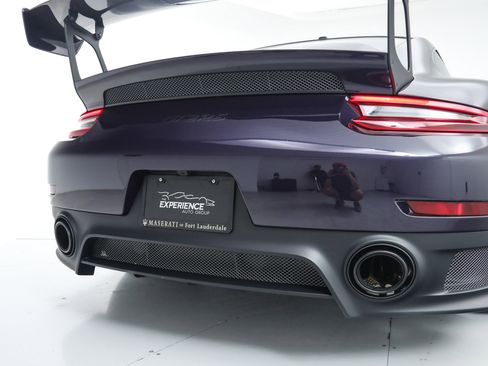 Used 2018 Porsche 911 GT2 RS image 16