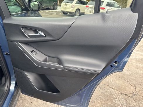 Used 2025 Chevrolet Equinox LT w/ Safety and Technology Package image 31