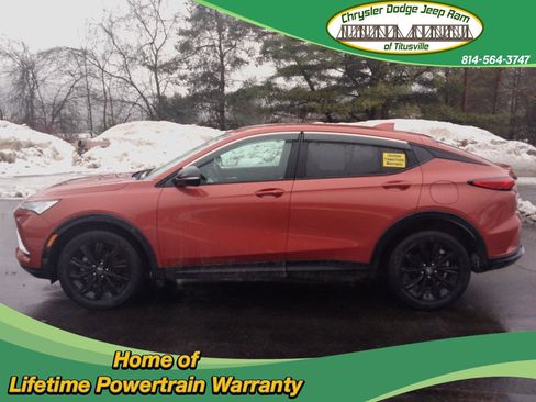 Used 2024 Buick Envista Sport Touring w/ Convenience I Package image 2