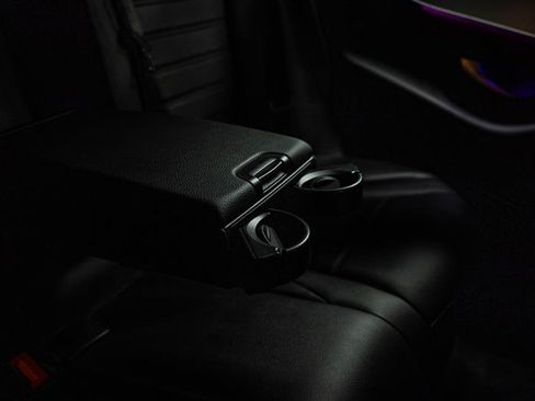 Used 2020 Mercedes-Benz GLC 300 4MATIC w/ Driver Assistance Package image 13