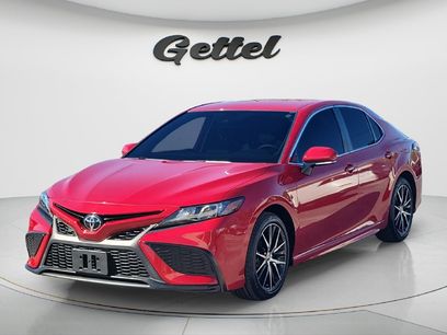 Used 2024 Toyota Camry SE w/ Convenience Package