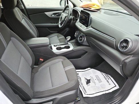 Used 2024 Chevrolet Blazer LT w/ Convenience Package image 11
