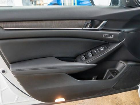 Used 2021 Honda Accord EX-L image 19