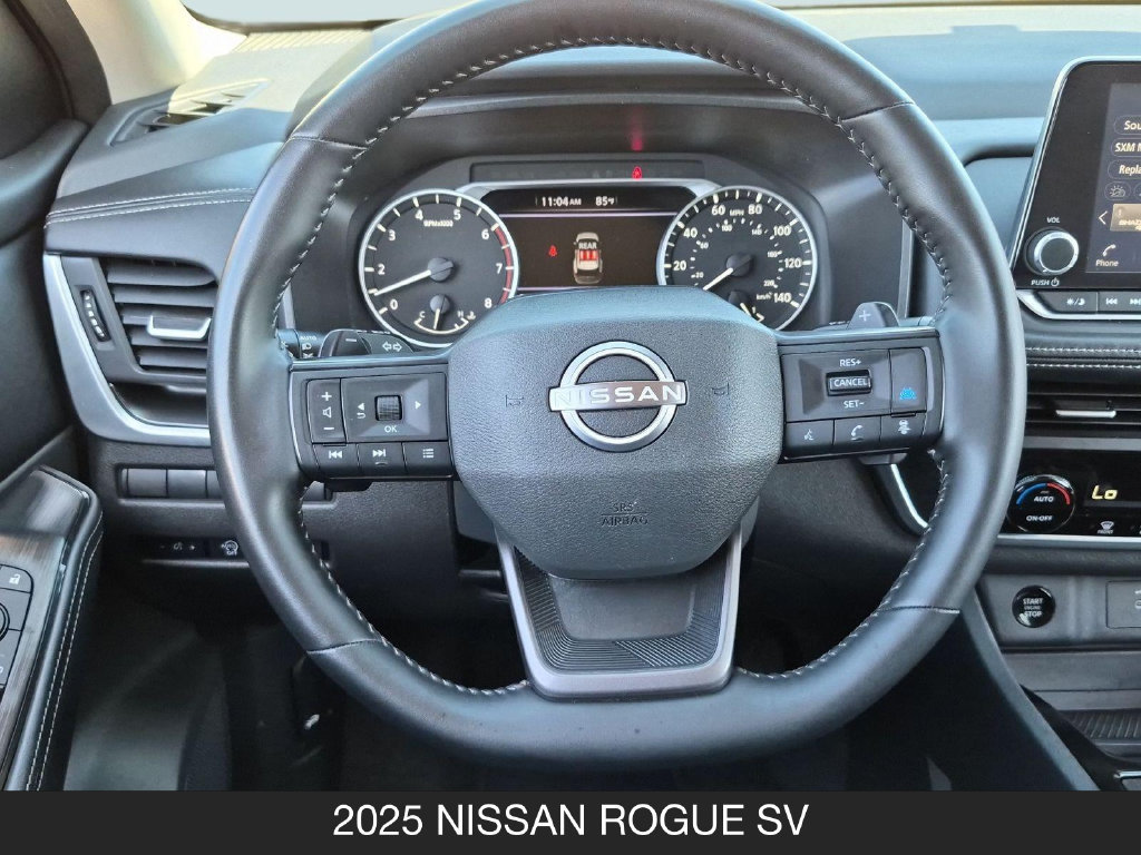 Used 2025 Nissan Rogue SV AWD/4WD image 12