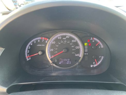 Used 2010 MAZDA MAZDA5 Sport FWD image 10