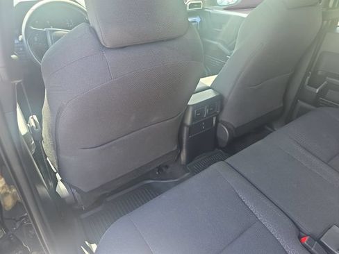Used 2025 Toyota 4Runner SR5 AWD/4WD image 13