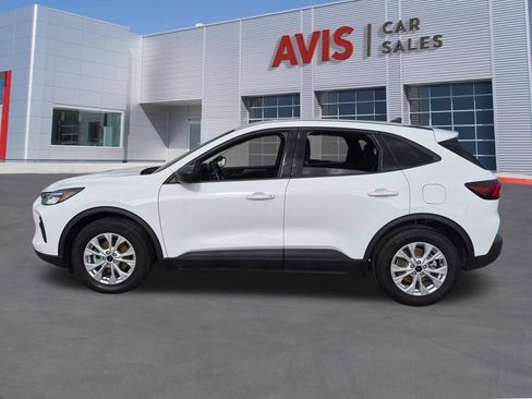 Used 2025 Ford Escape Active FWD image 10