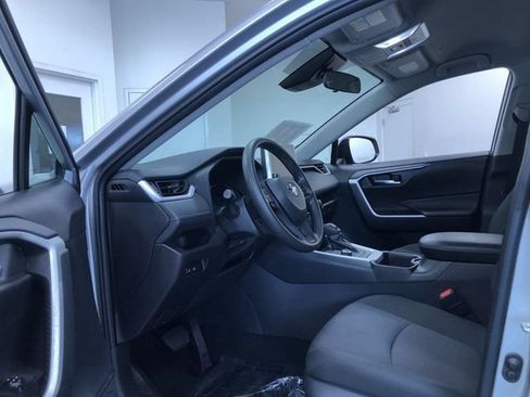 Certified 2025 Toyota RAV4 XLE AWD/4WD image 10