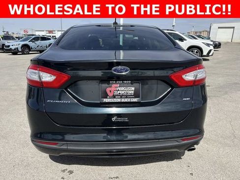Used 2014 Ford Fusion SE image 4