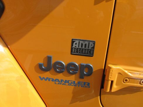 Used 2021 Jeep Wrangler Unlimited Rubicon 4xe w/ Steel Bumper Group image 58