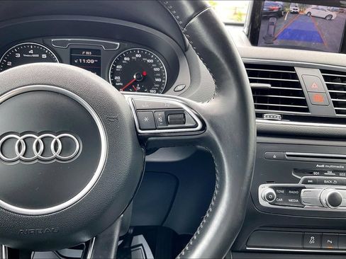 Used 2016 Audi Q3 2.0T Prestige w/ Prestige Package AWD/4WD image 22