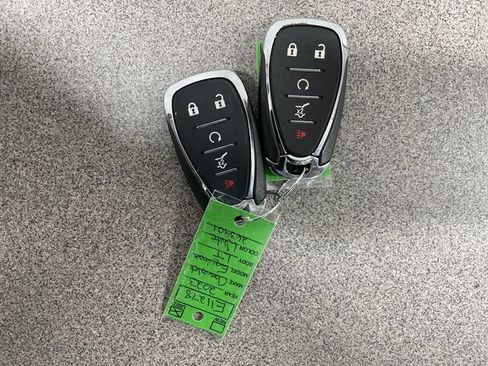 Used 2023 Chevrolet Equinox LT AWD/4WD image 25