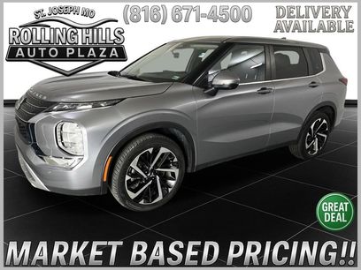 Used 2023 Mitsubishi Outlander SE