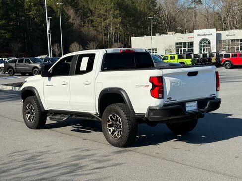 Used 2023 Chevrolet Colorado ZR2 w/ ZR2 Convenience Package III image 4