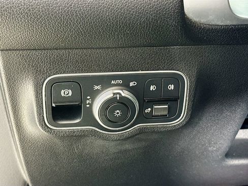 Certified 2023 Mercedes-Benz GLB 250 image 10