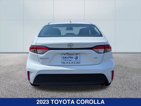Used 2023 Toyota Corolla LE FWD image 4