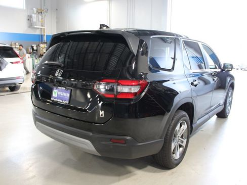 Used 2023 Honda Pilot EX-L image 28